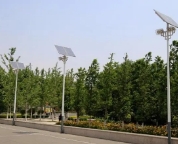 路灯厂家教您如何选购安顺太阳能路灯